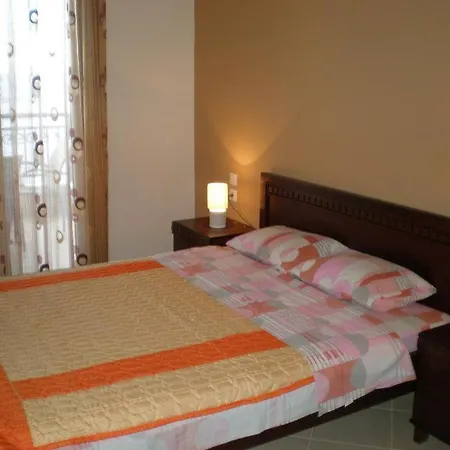 Perdikis - Paliouria * Kókkinon Nerón