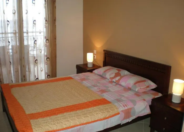 Perdikis - Paliouria * Kókkinon Nerón