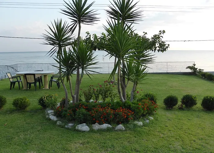 Perdikis - Paliouria Kókkinon Nerón